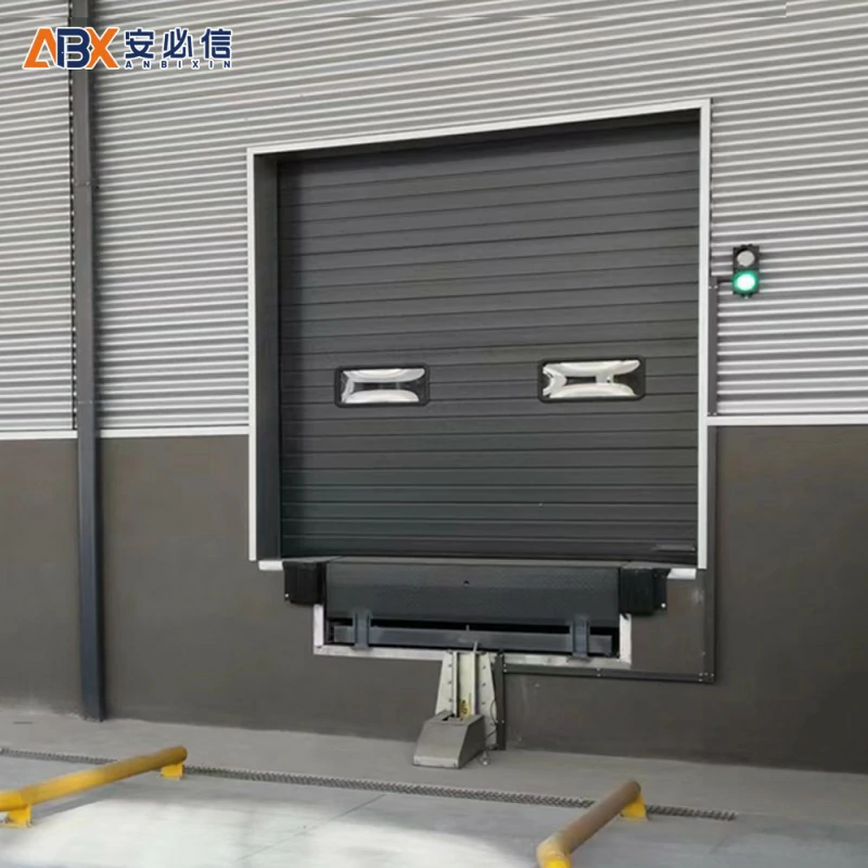 可克达拉钢质滑升门